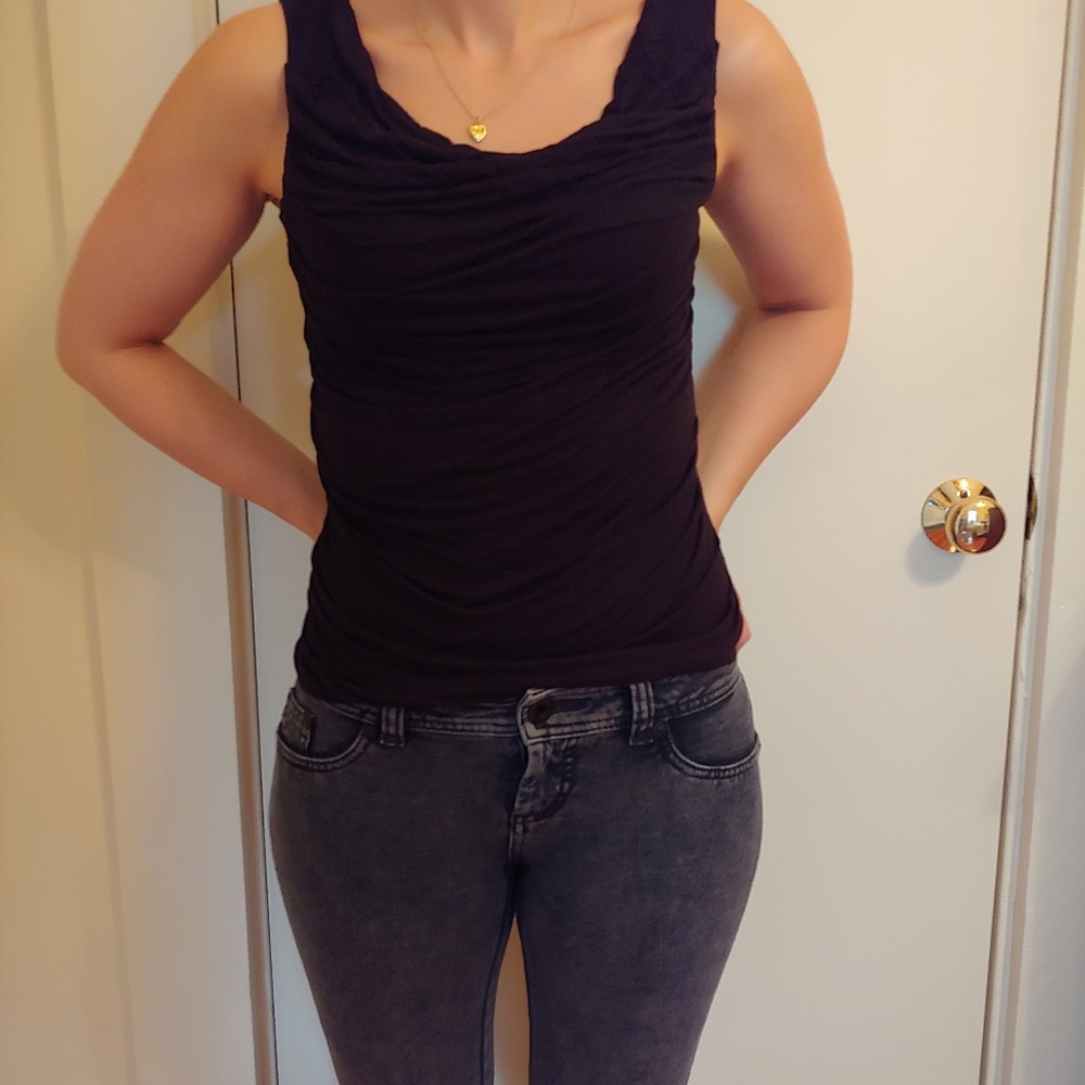 3 for $10! 💕 Black cowl neck Elie Tahari top